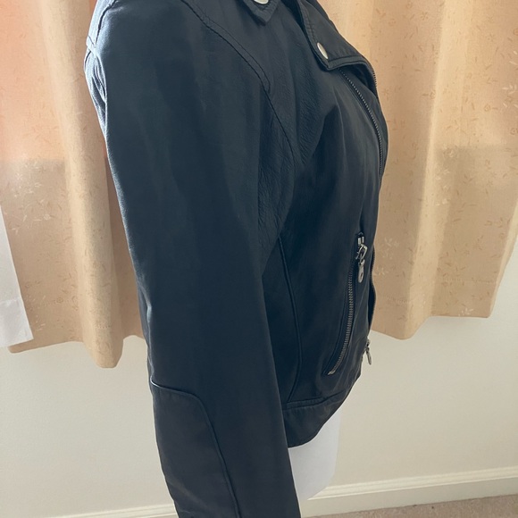 Gently Used Classic Leather Moto Jacket. - Picture 5 of 12